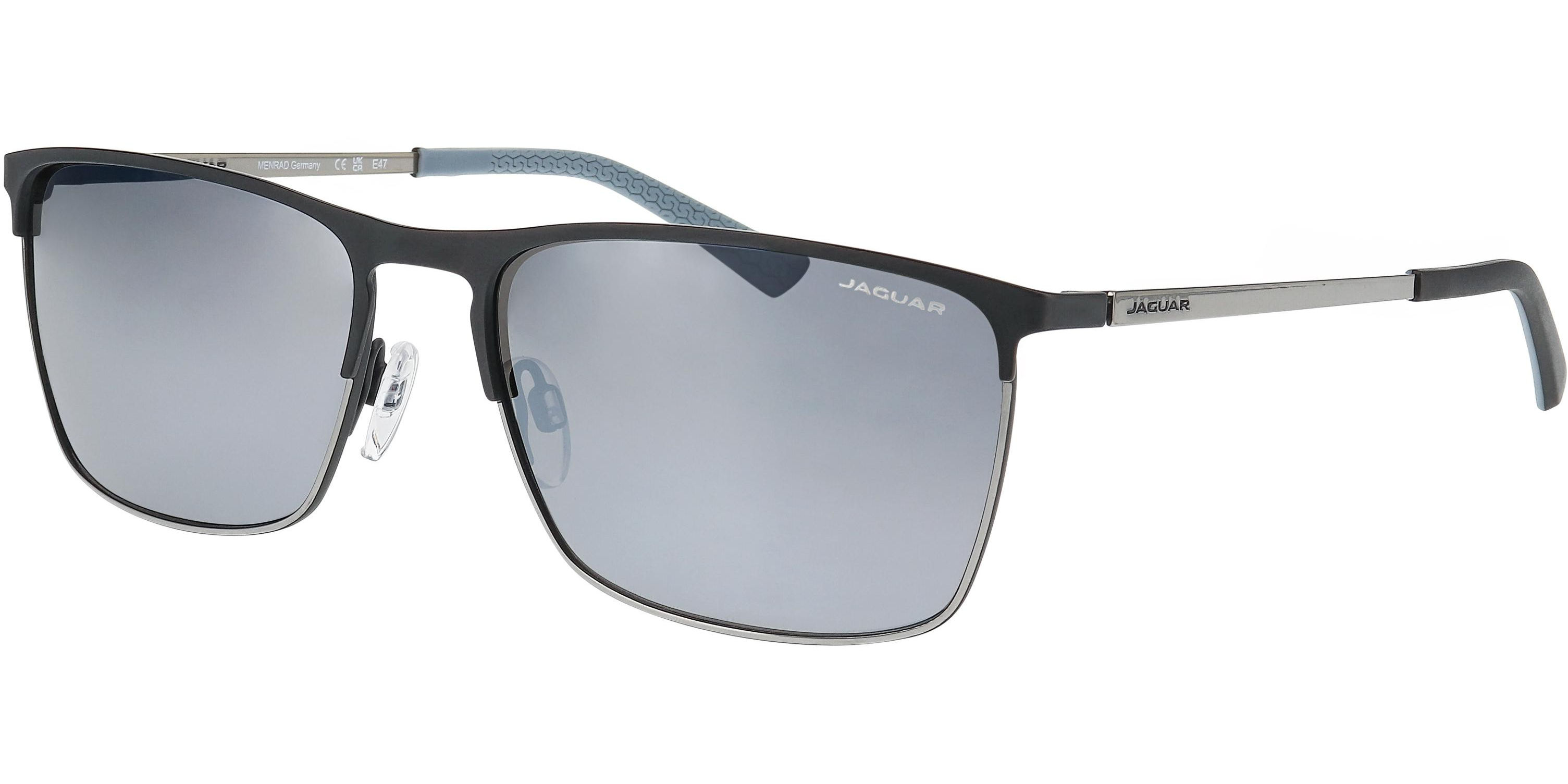 Sluneční brýle Jaguar model Menrad, barva obruby černá mat, čočka stříbrná zrcadlo, kód barevné varianty 6100. 