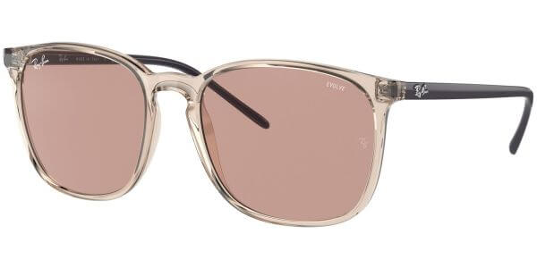 Sluneční brýle Ray-Ban® model 4387, barva obruby béžová lesk čirá, čočka hnědá, kód barevné varianty 6573Q4. 
