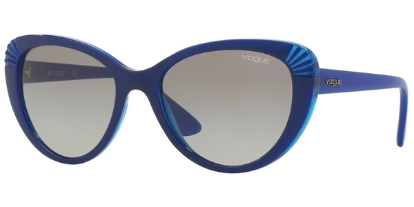 Sluneční brýle Vogue model 5050S, barva obruby modrá lesk, čočka šedá gradál, kód barevné varianty 243111. 