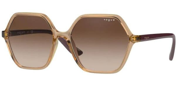 Sluneční brýle Vogue model 5361S, barva obruby hnědá lesk čirá, čočka hnědá gradál, kód barevné varianty 282613. 